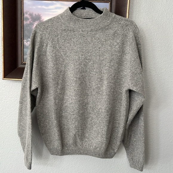 H&M Crewneck Pullover Cropped Sweater Vintage Wool Angora Blend Knit Gray S - Picture 1 of 11